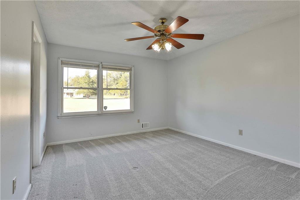 621 Lakeview Drive