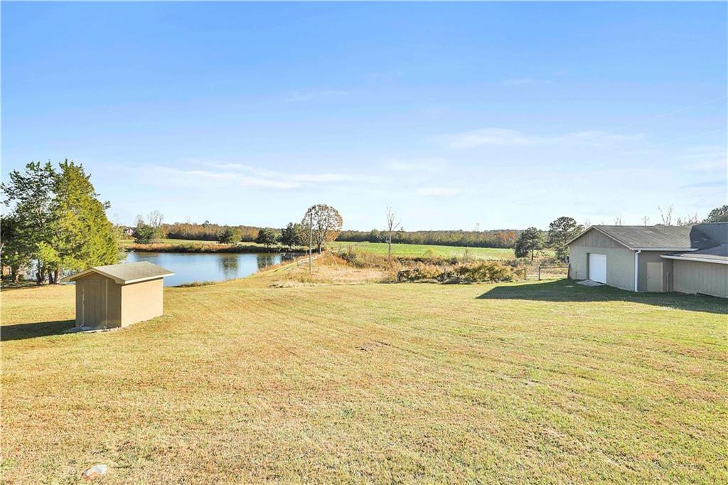 621 Lakeview Drive