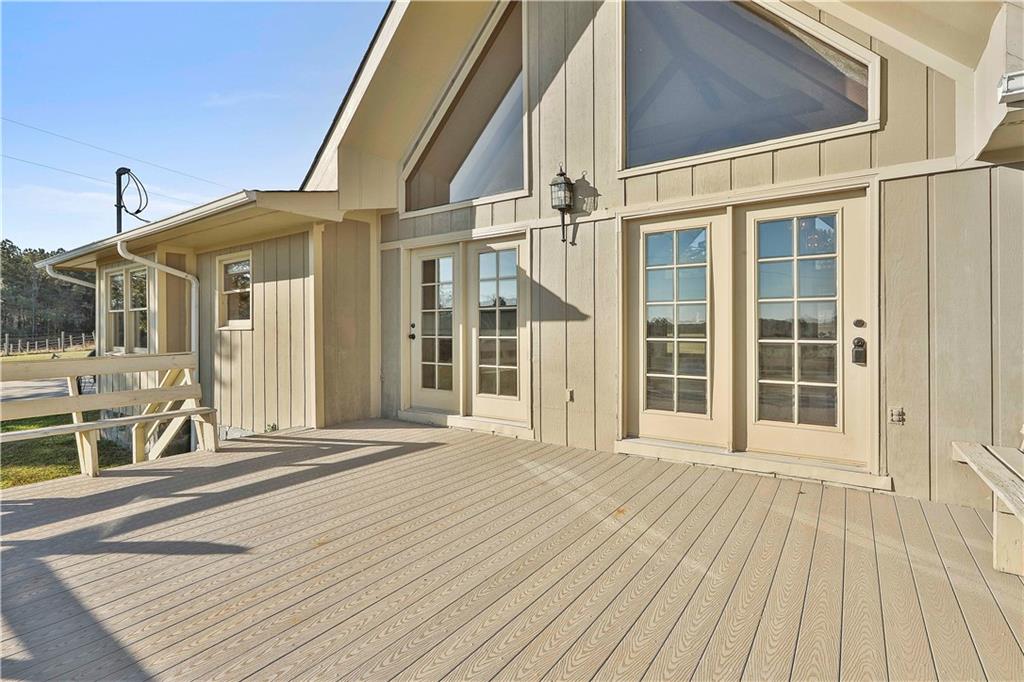 621 Lakeview Drive
