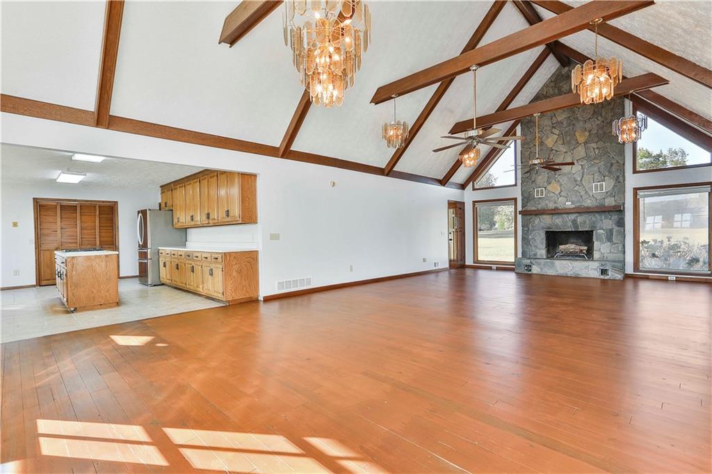 621 Lakeview Drive