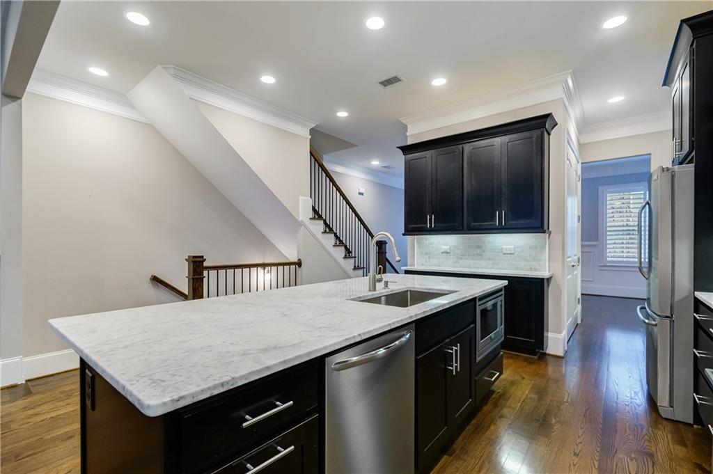 2119 Dee Dee Muse Lane NW