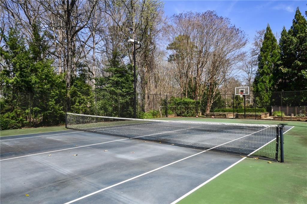 5 Cherokee Road NW