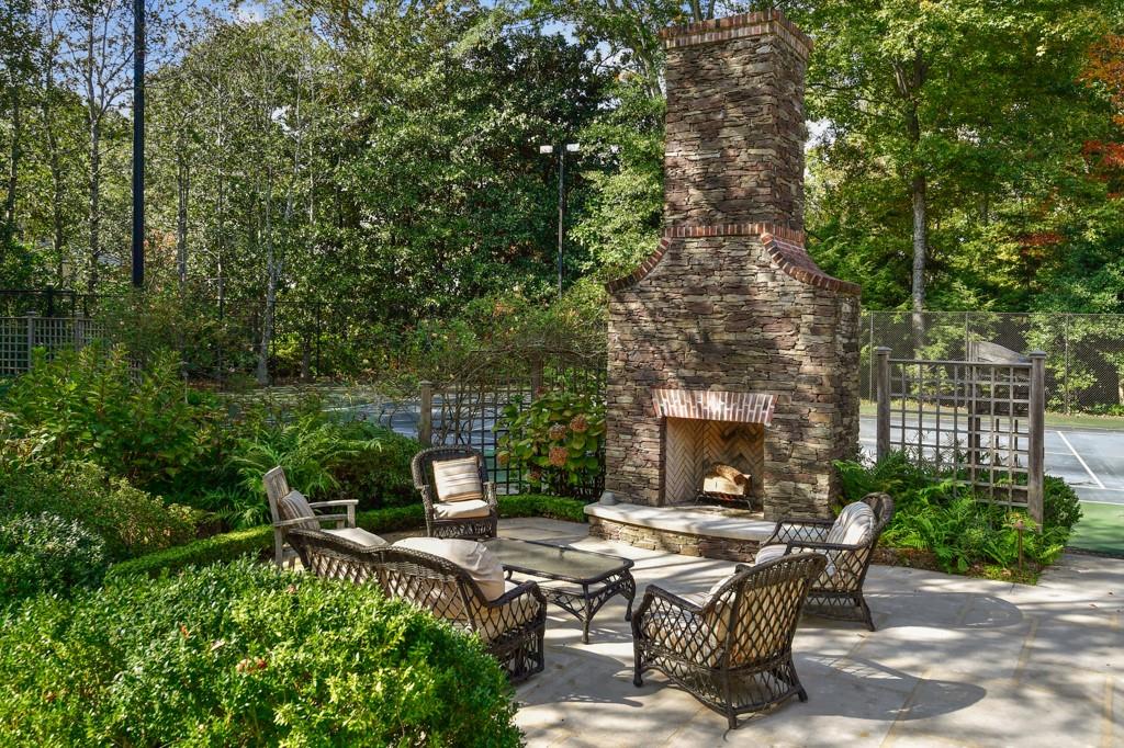 5 Cherokee Road NW