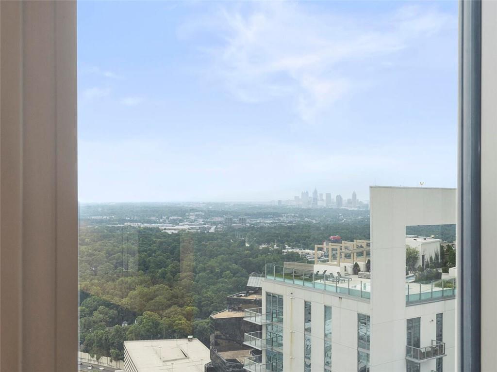 3376 Peachtree Road NE Unit 49
