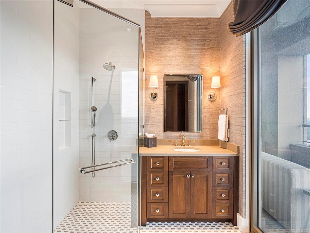 3376 Peachtree Road NE Unit 49