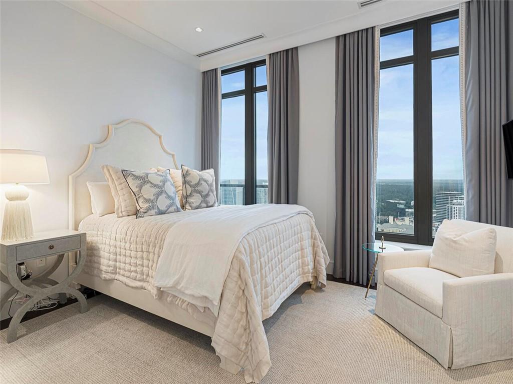 3376 Peachtree Road NE Unit 49