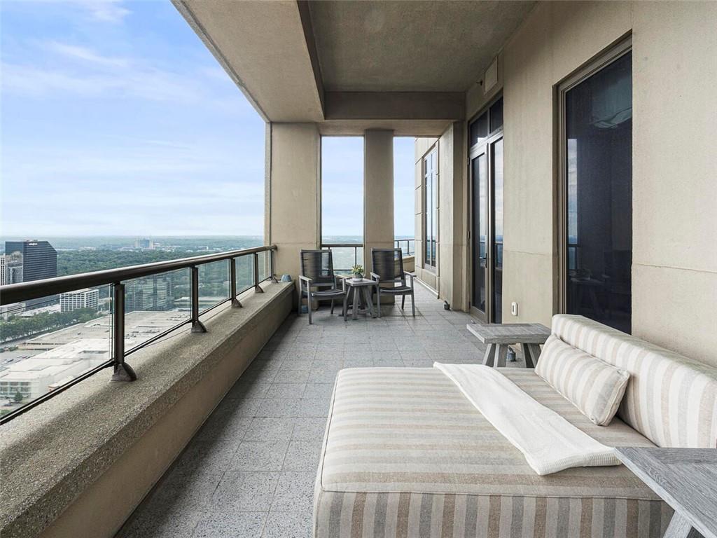 3376 Peachtree Road NE Unit 49