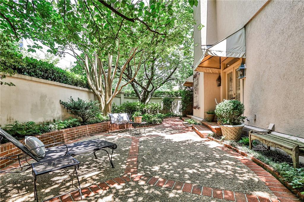 2525 Peachtree Road NE Unit 26