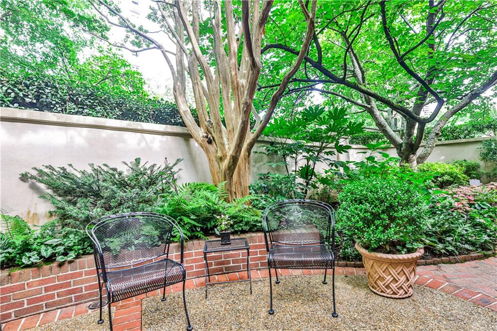 2525 Peachtree Road NE Unit 26