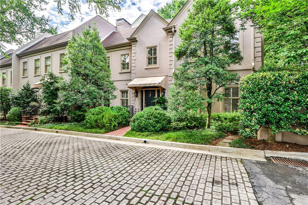 2525 Peachtree Road NE Unit 26