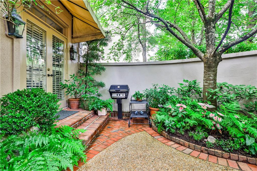 2525 Peachtree Road NE Unit 26