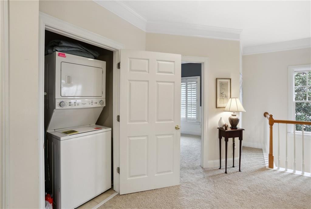 1119 Davis Circle NW