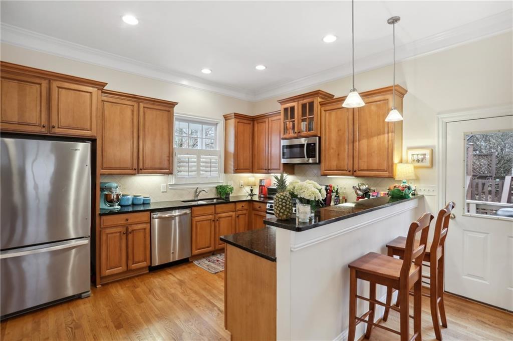 1119 Davis Circle NW