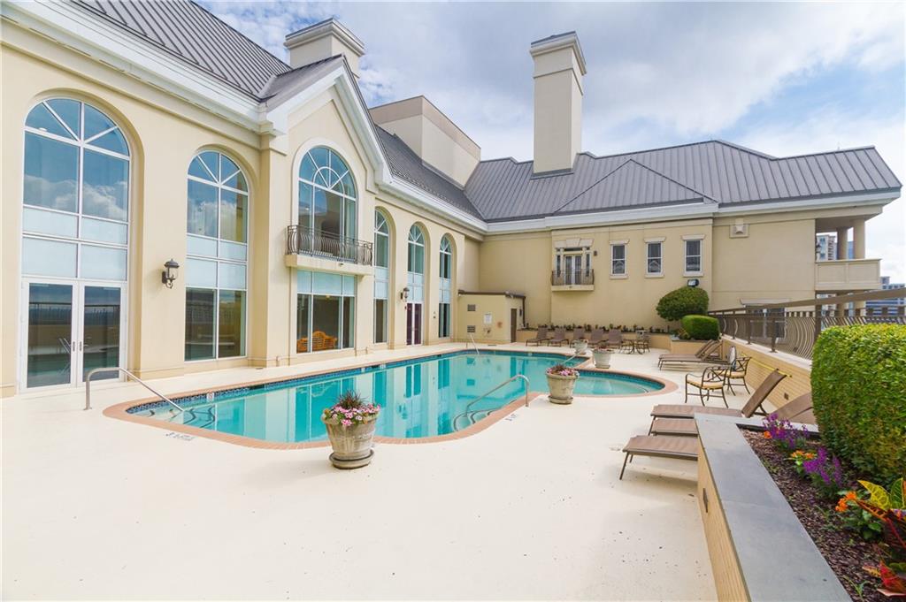 3334 Peachtree Road NE Unit 904