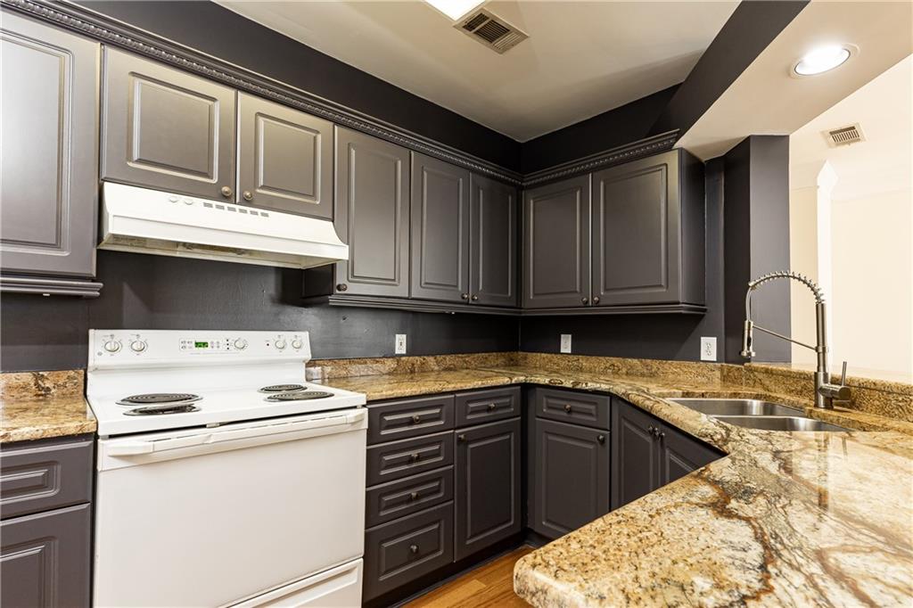 3334 Peachtree Road NE Unit 904