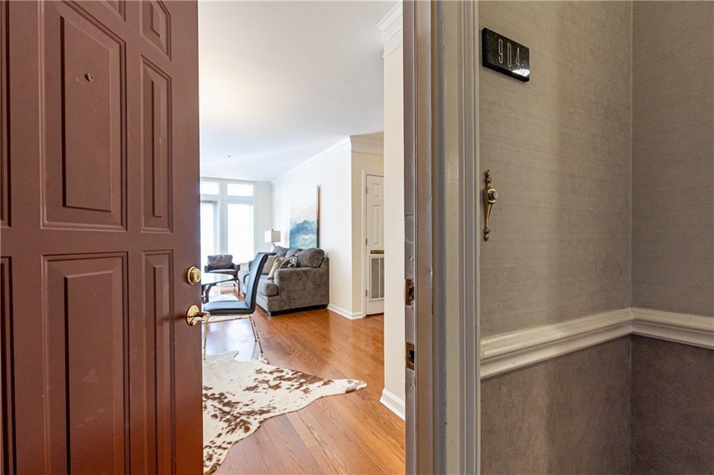 3334 Peachtree Road NE Unit 904