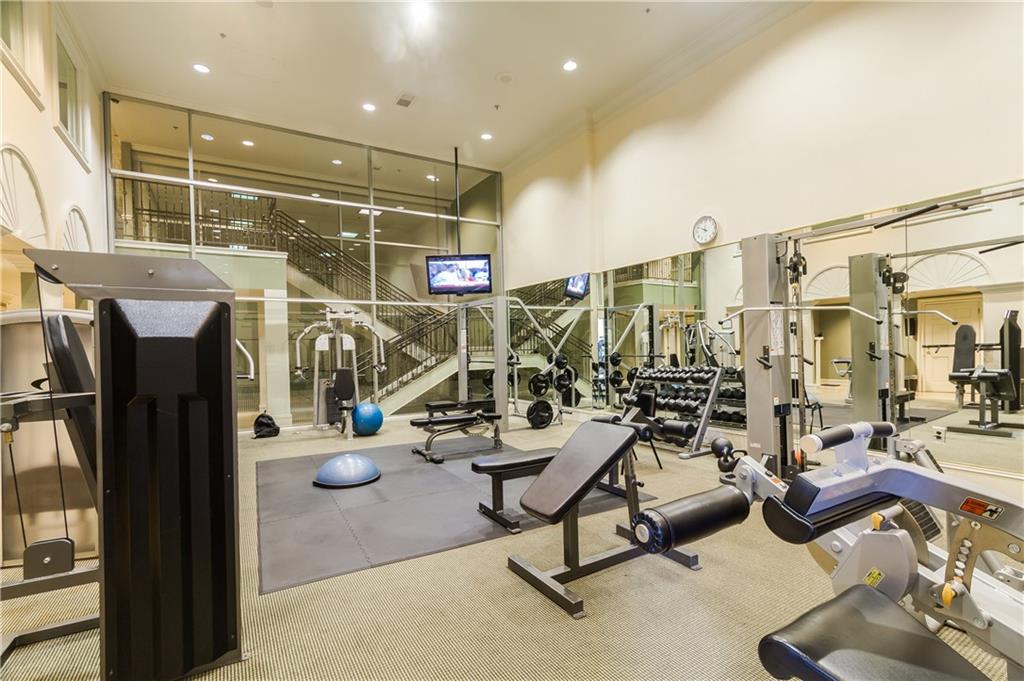 3334 Peachtree Road NE Unit 904