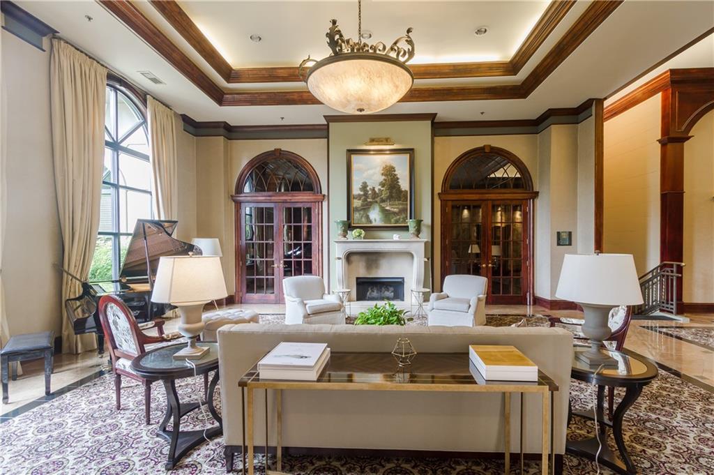 3334 Peachtree Road NE Unit 904