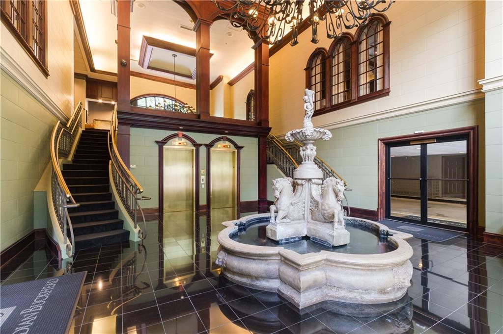 3334 Peachtree Road NE Unit 904