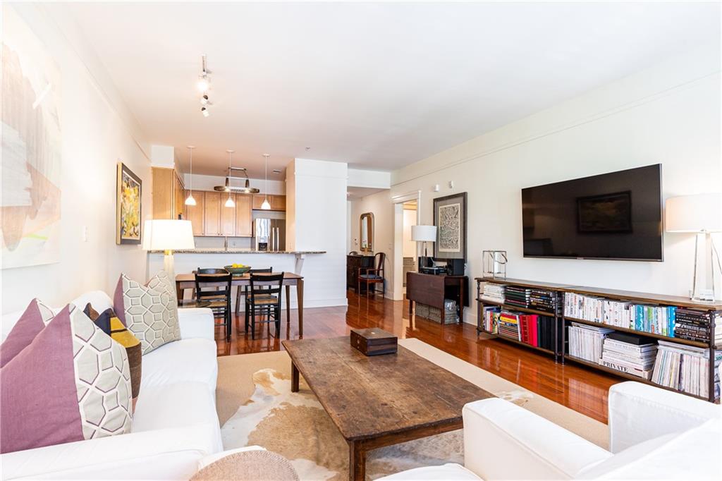 273 12th Street NE Unit 313