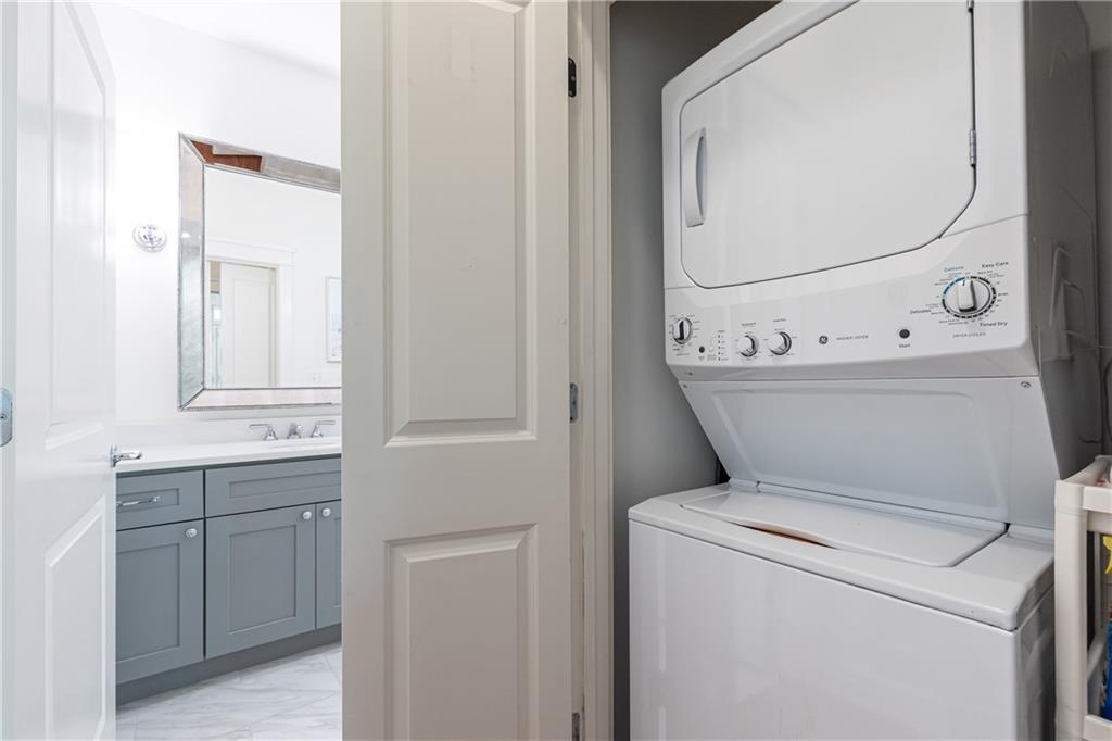 273 12th Street NE Unit 313
