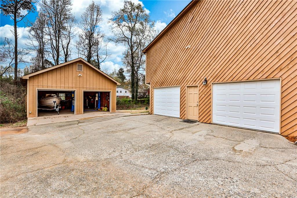 3182 Rangers Gate
