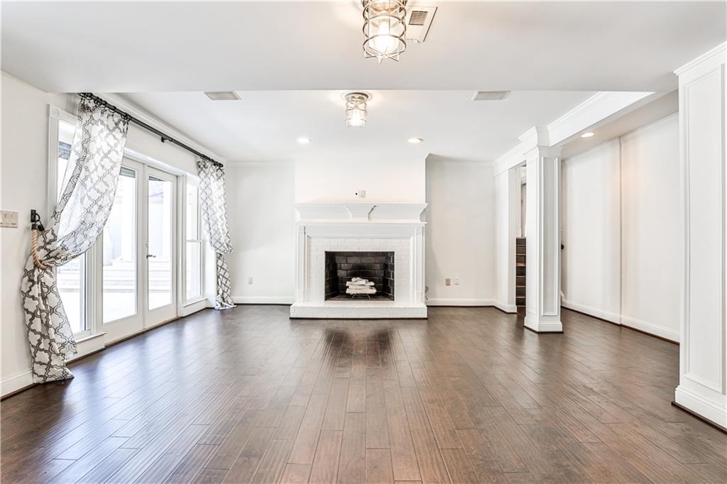 135 W Paces Ferry Road NW