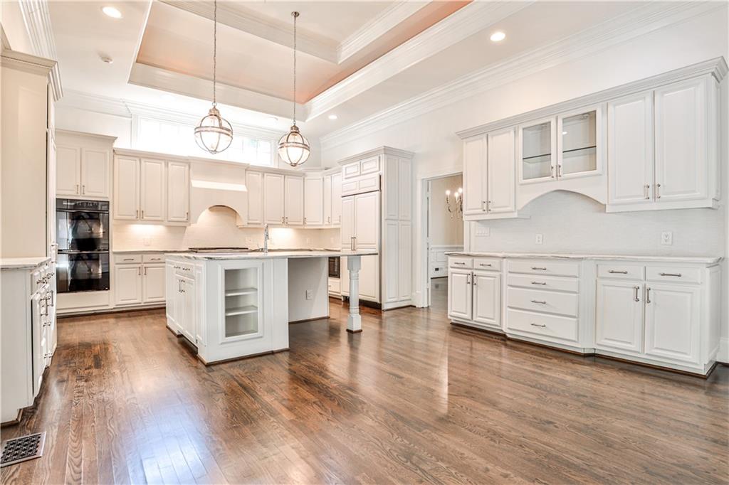135 W Paces Ferry Road NW