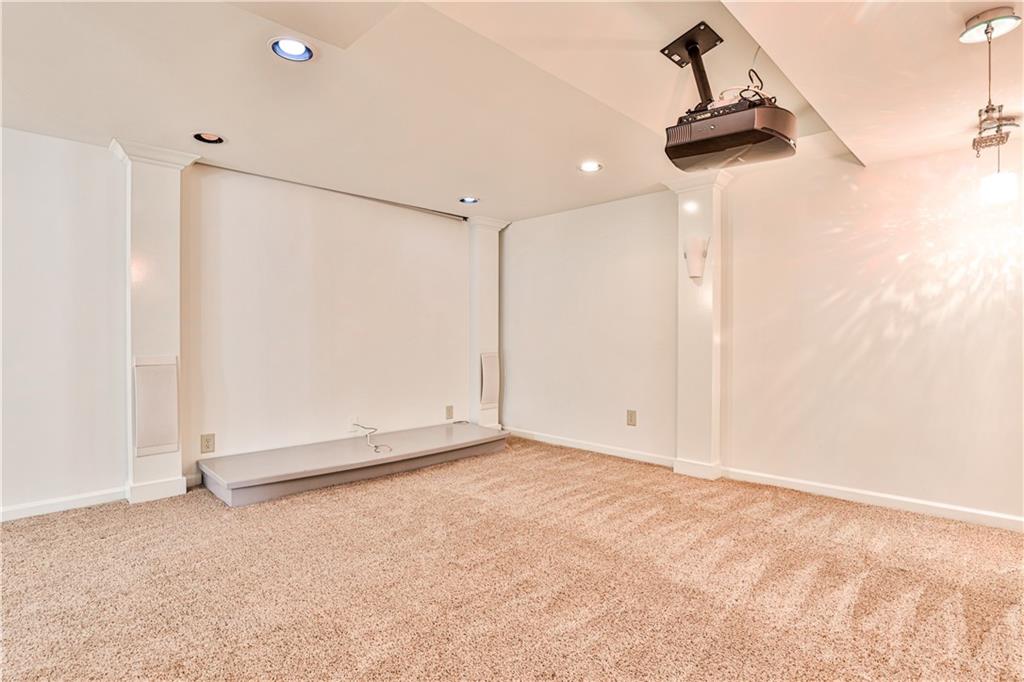 135 W Paces Ferry Road NW
