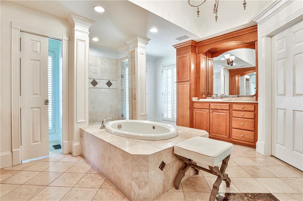 135 W Paces Ferry Road NW
