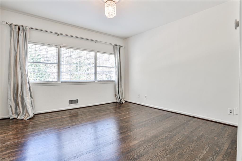 135 W Paces Ferry Road NW