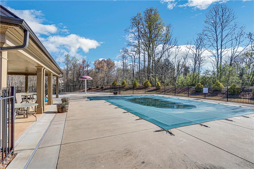 5805 Lady Bank Way