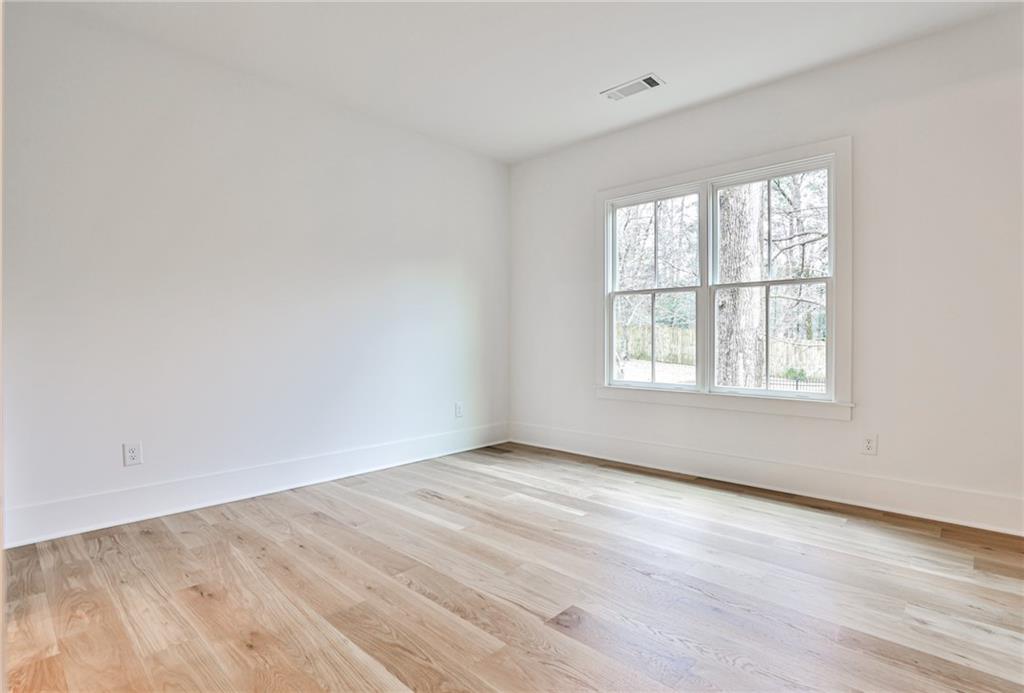 1155 Pine Ridge Road NE