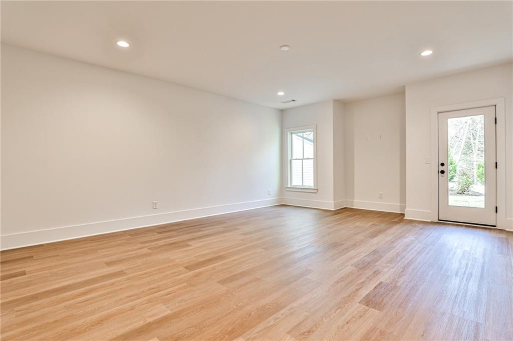 1155 Pine Ridge Road NE