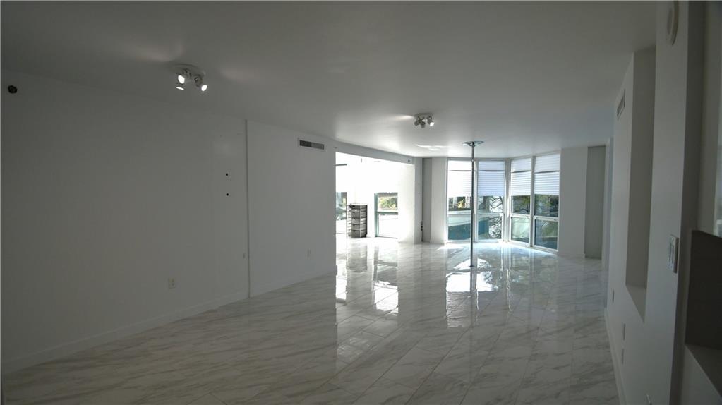 2870 Pharr Court South NW Unit 305