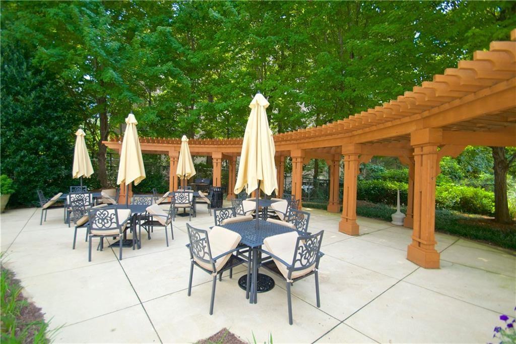 2870 Pharr Court South NW Unit 305
