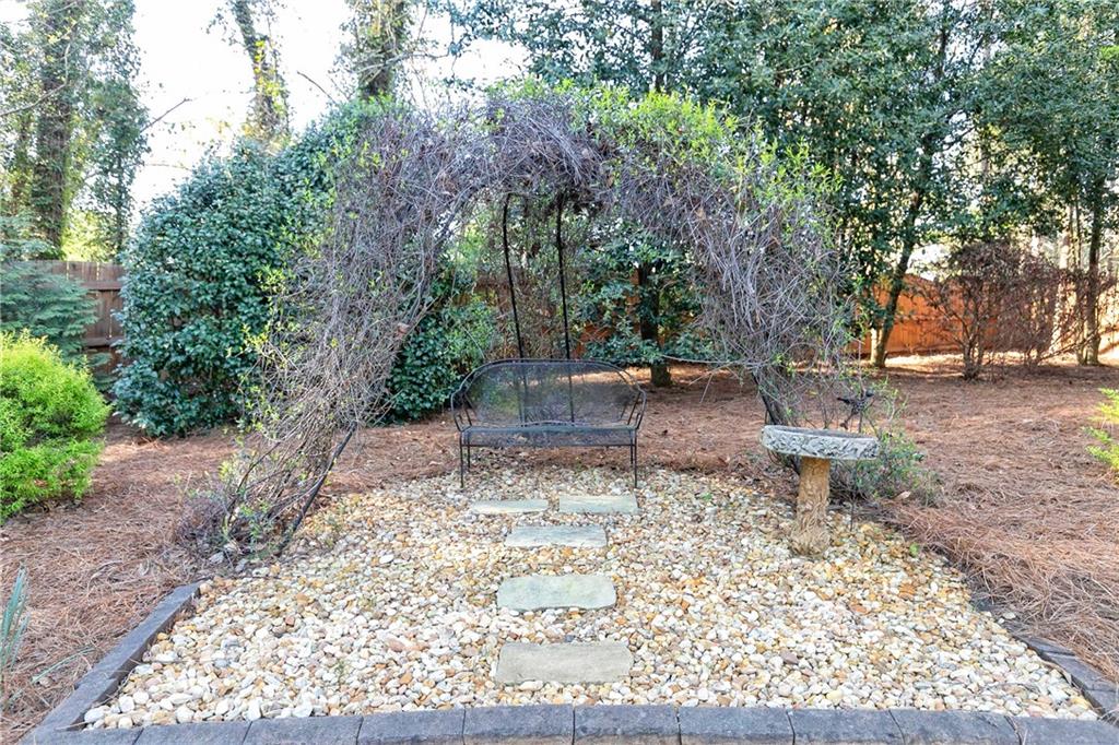3276 Winthrop Circle