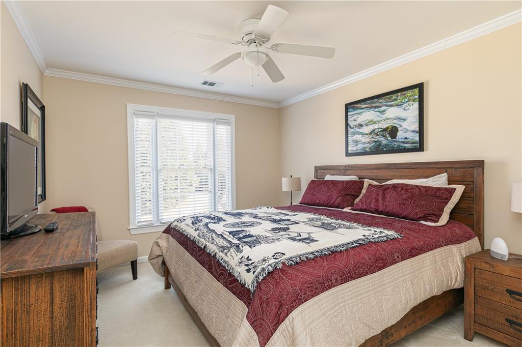 3276 Winthrop Circle
