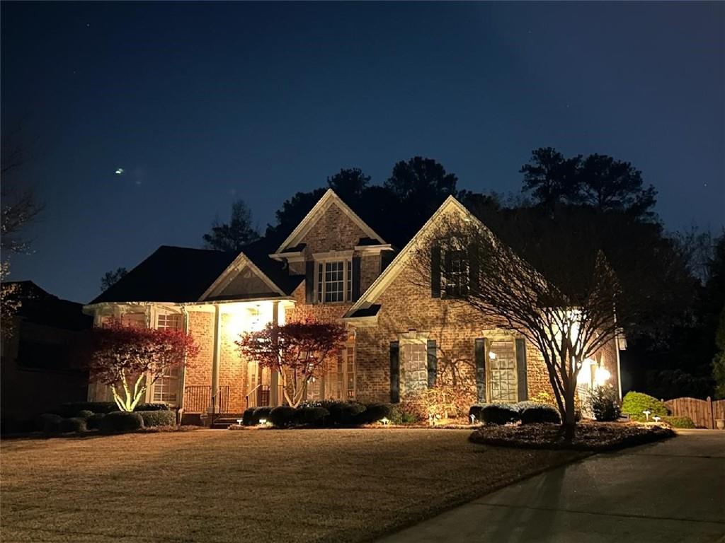 3276 Winthrop Circle
