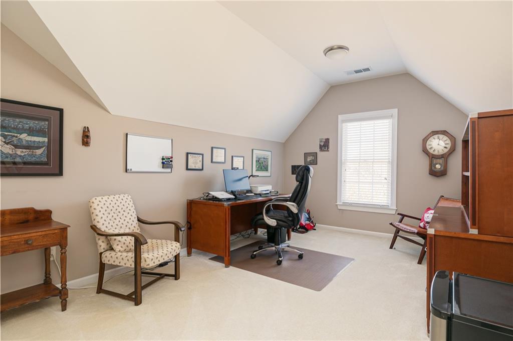 3276 Winthrop Circle