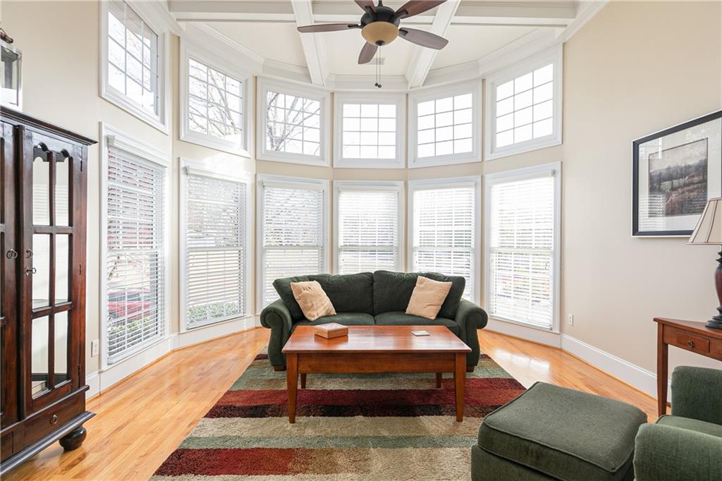 3276 Winthrop Circle