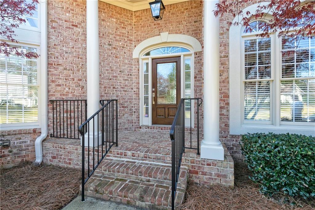 3276 Winthrop Circle