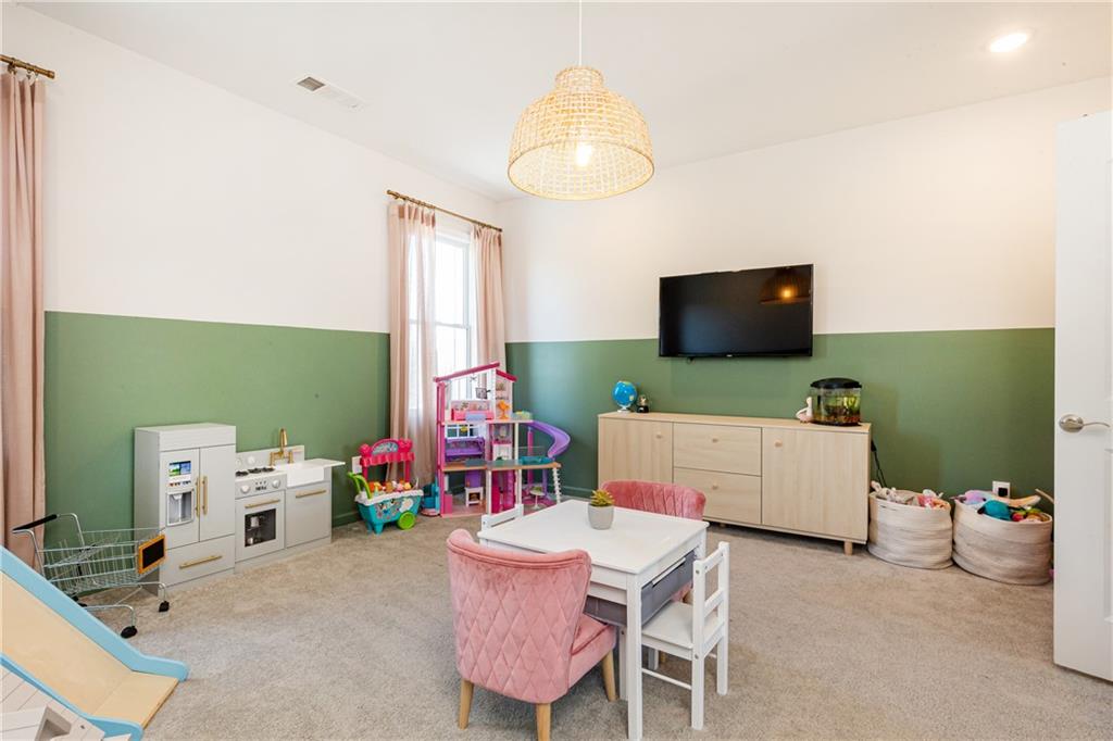 3921 O'Bryant Circle SE