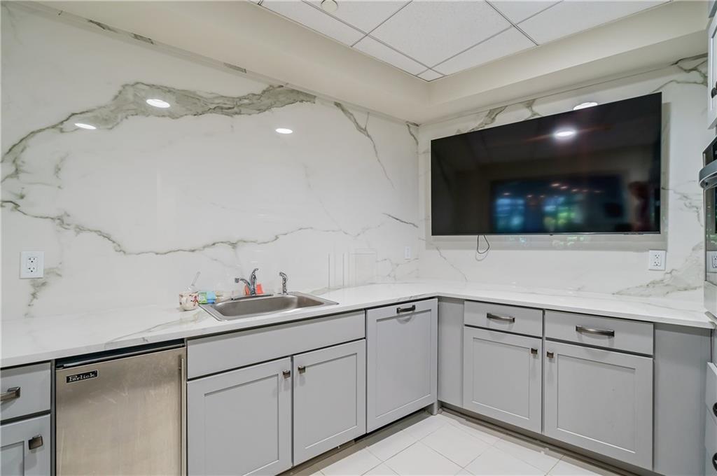 700 Park Regency Place NE Unit 2007