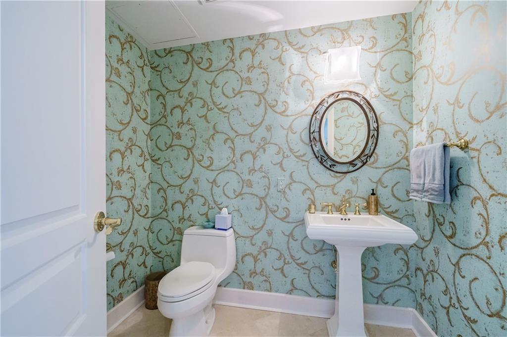 700 Park Regency Place NE Unit 2007
