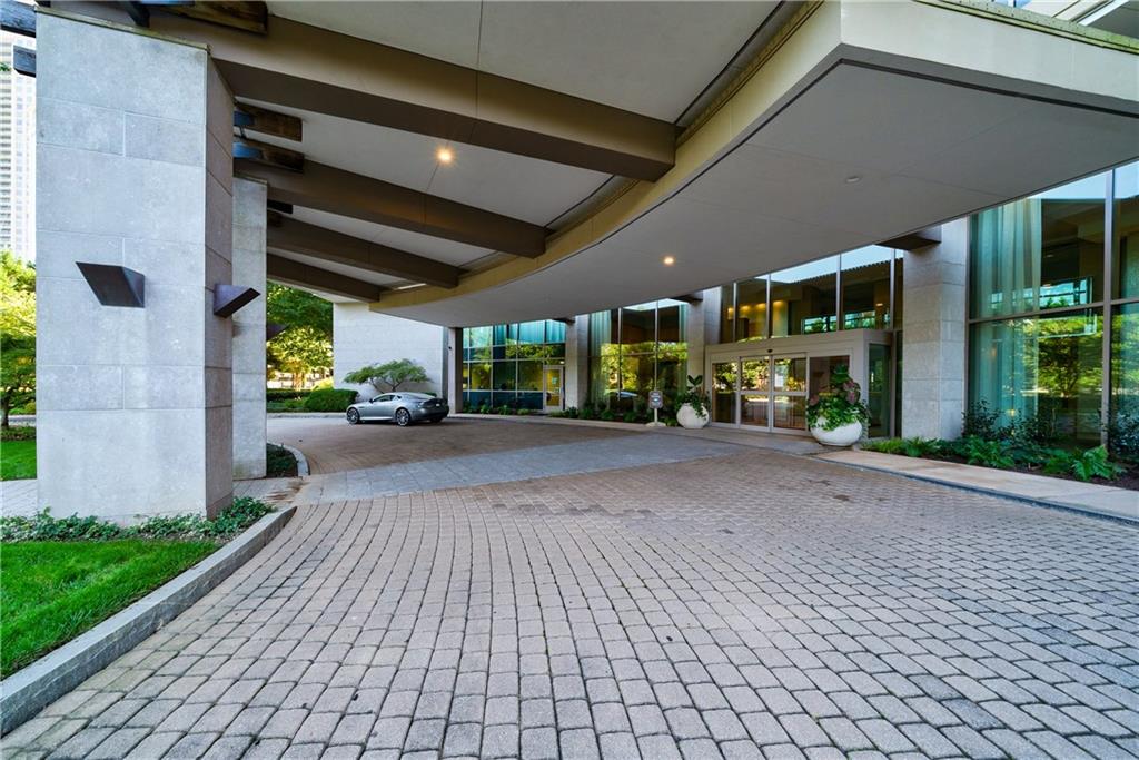 700 Park Regency Place NE Unit 2007