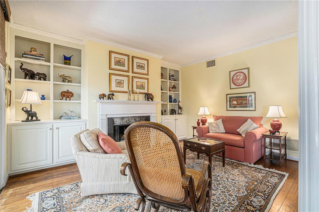 2765 Peachtree Road NE Unit 6