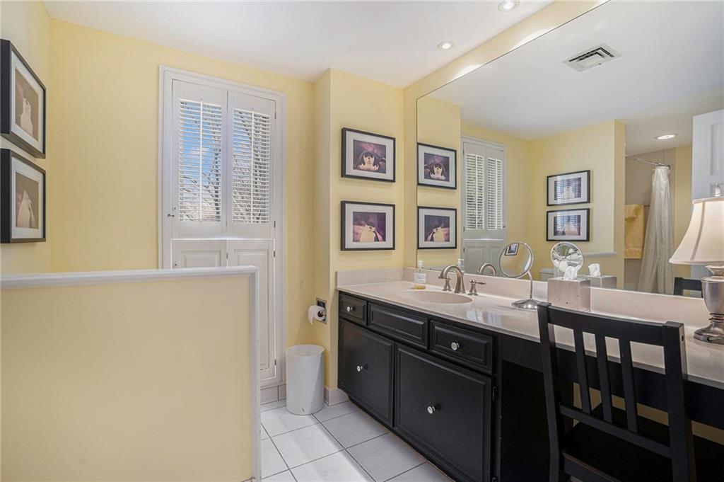 2765 Peachtree Road NE Unit 6