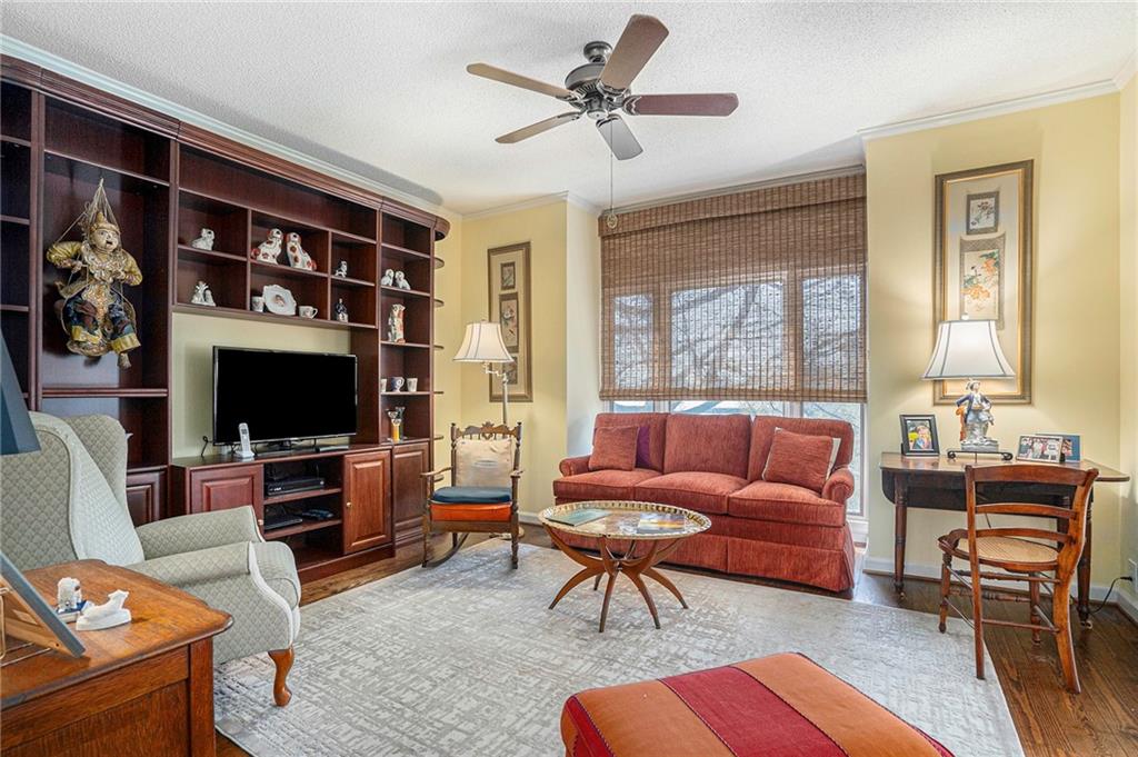 2765 Peachtree Road NE Unit 6