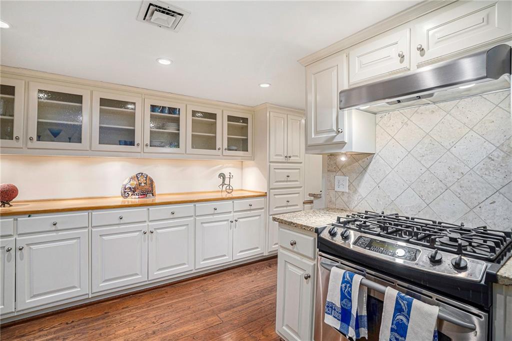 2765 Peachtree Road NE Unit 6